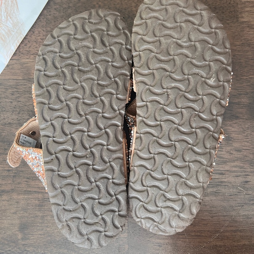 Girls size 3 sandals - Picture 4 of 9